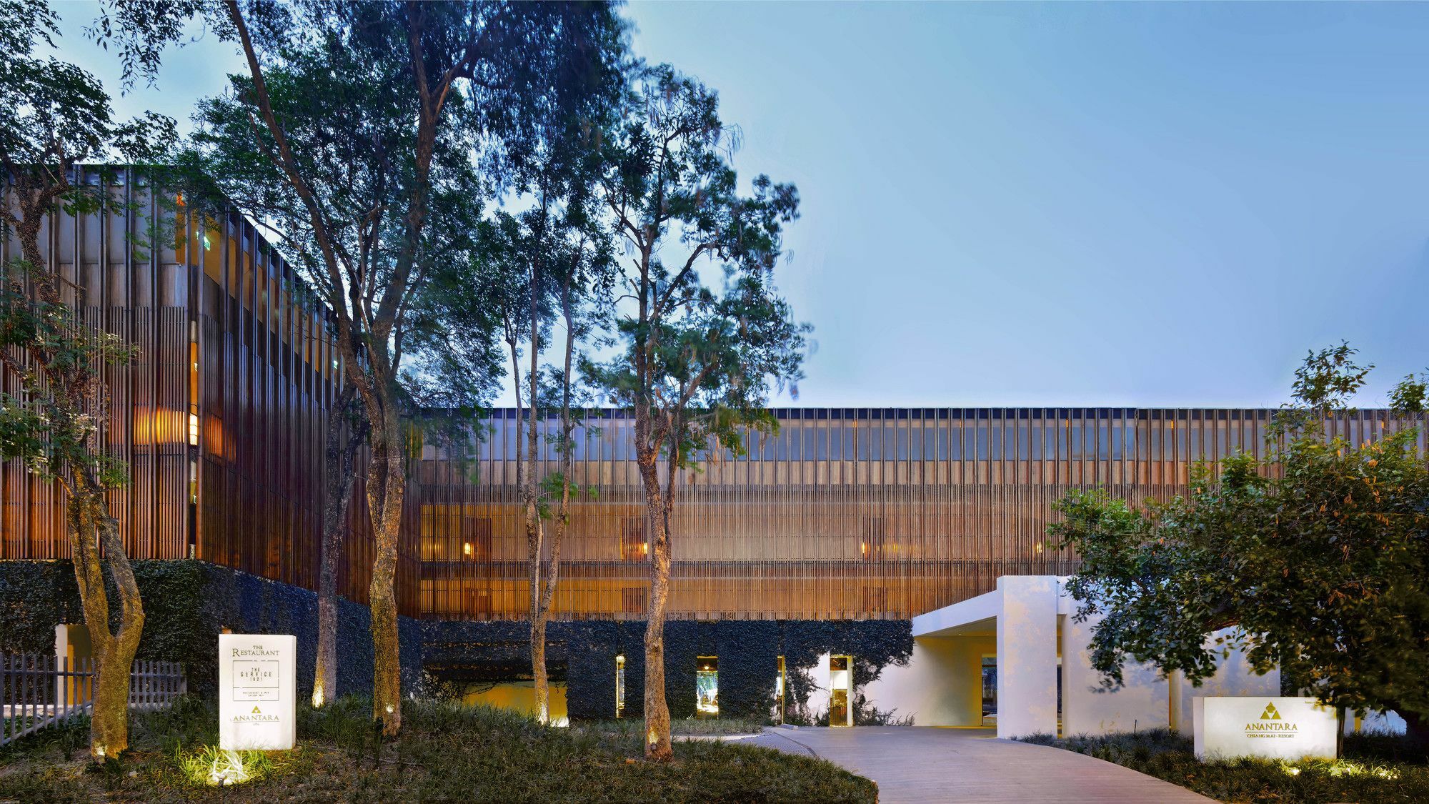 Anantara Chiang Mai Serviced Suites - SHA Certified Bagian luar foto