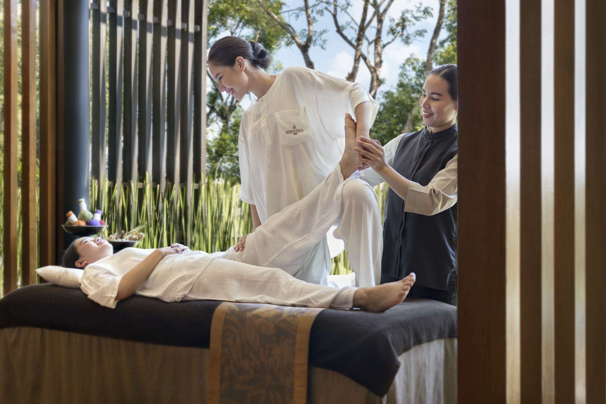 Anantara Chiang Mai Serviced Suites - SHA Certified Bagian luar foto